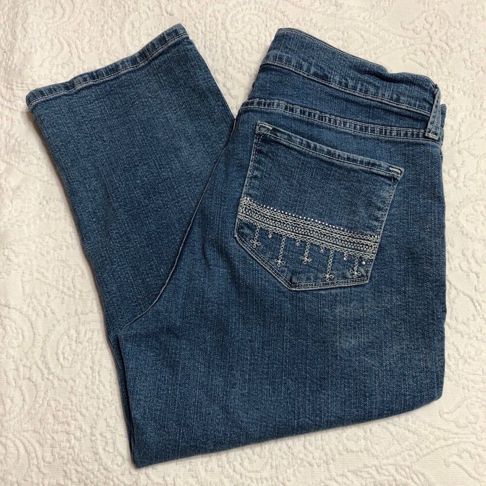 JNYD Crop Jeans Size 12/31 with Embellished Pockets